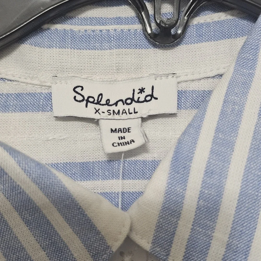 Splendid Women's Top X-Small White Blue Striped 3/4 Sleeves Collar New With Tag‎